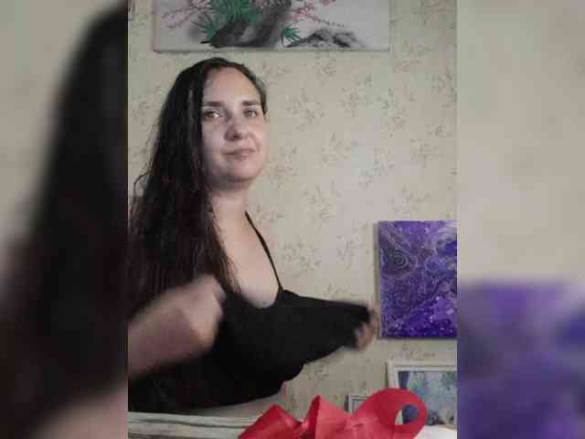 Bombshellnika webcam