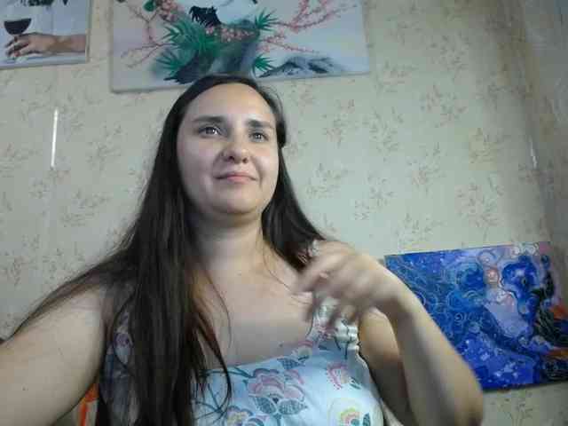 Bombshellnika webcam