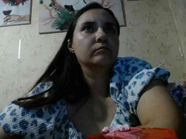 Bombshellnika webcam