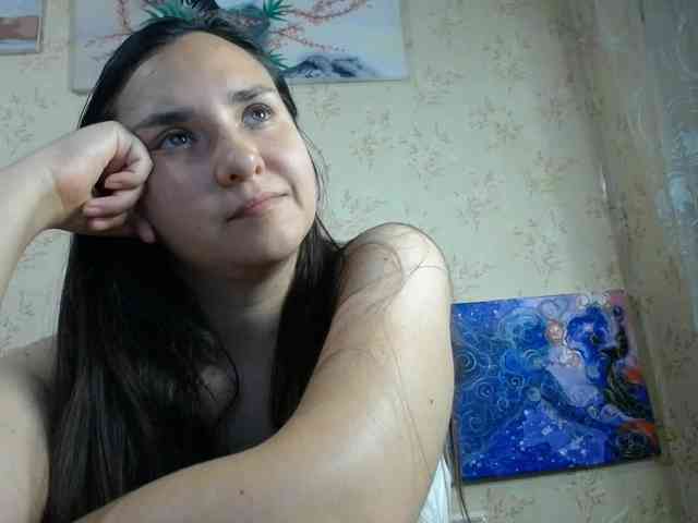 Bombshellnika webcam