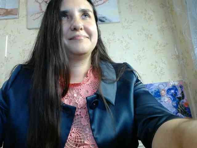 Bombshellnika webcam