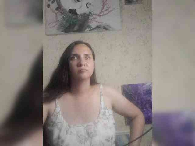 Bombshellnika webcam
