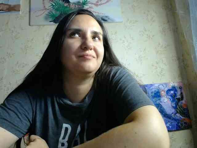 Bombshellnika webcam