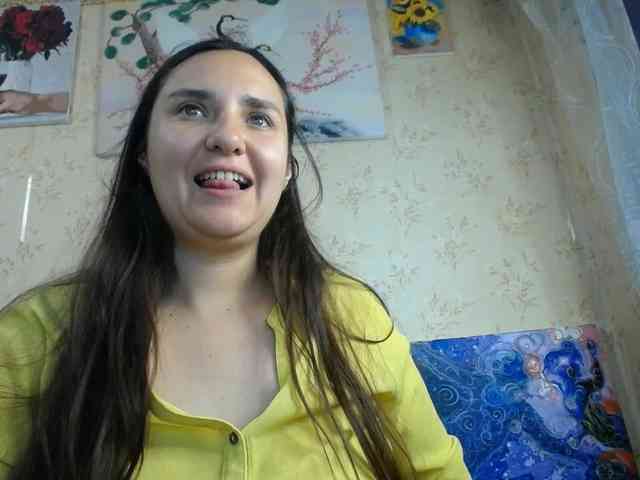 Bombshellnika webcam