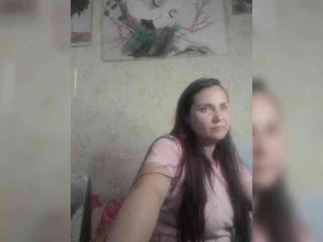 Bombshellnika webcam