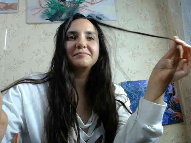 Bombshellnika webcam