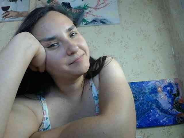 Bombshellnika webcam
