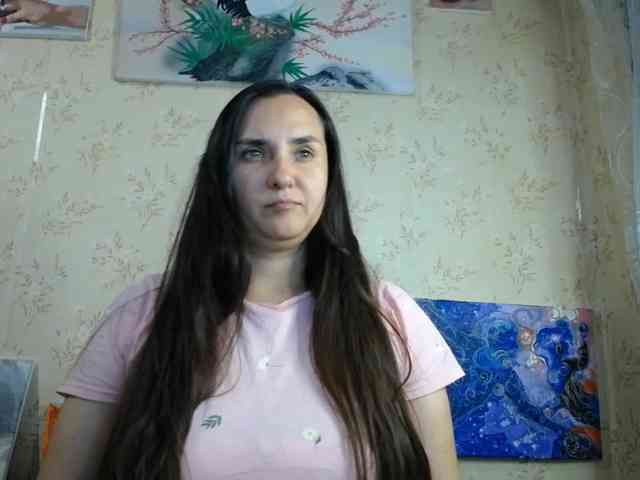 Bombshellnika webcam
