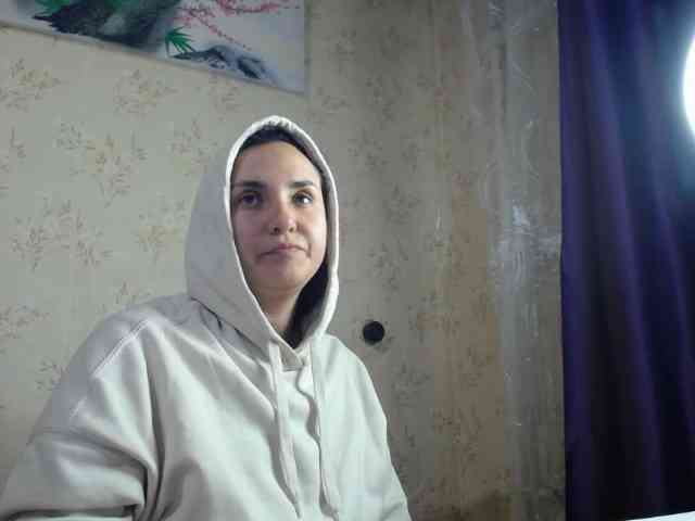 Bombshellnika webcam