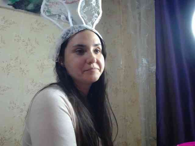 Bombshellnika webcam