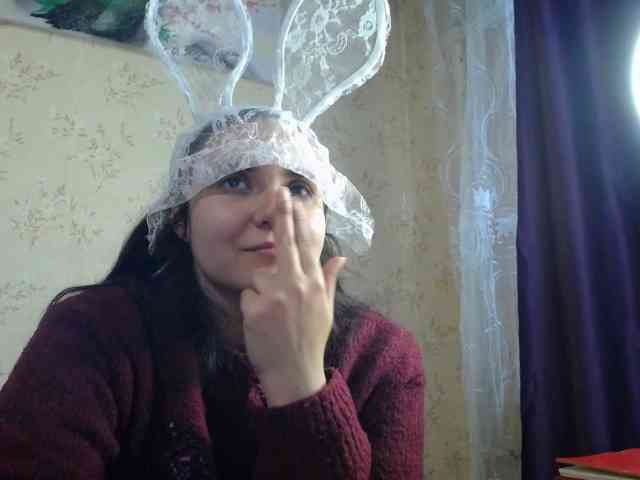 Bombshellnika webcam