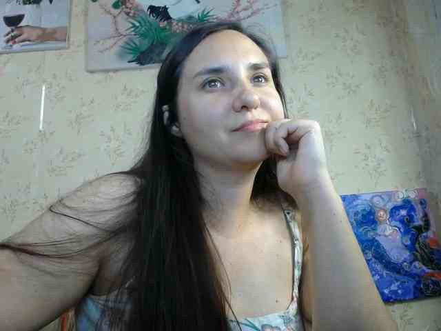 Bombshellnika webcam