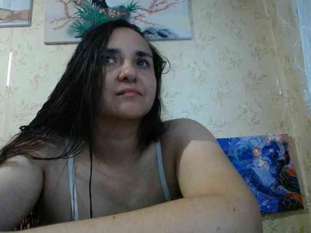 Bombshellnika webcam