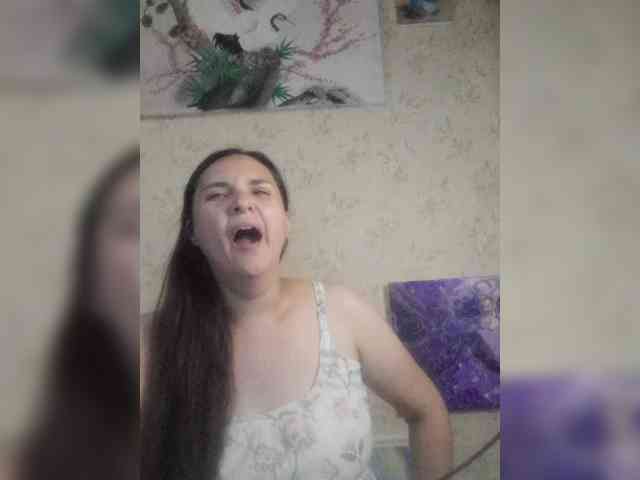 Bombshellnika webcam