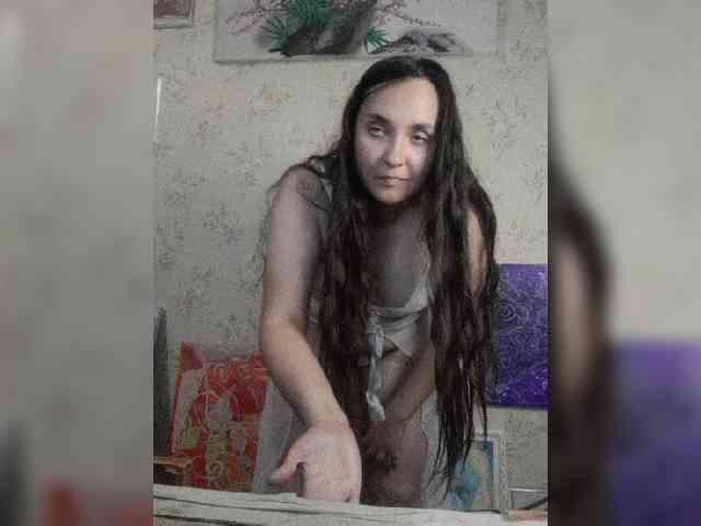 Bombshellnika webcam