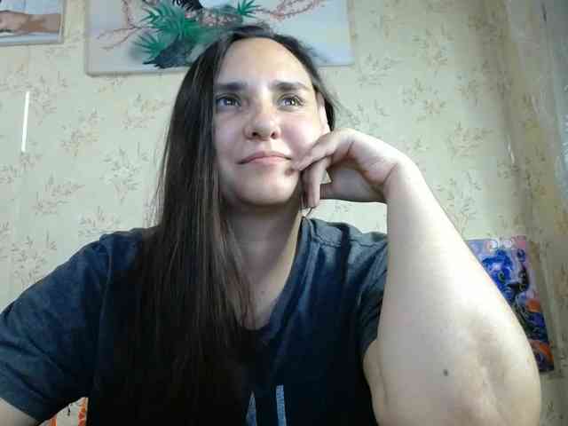 Bombshellnika webcam