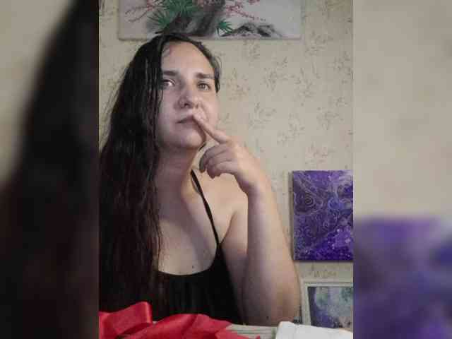 Bombshellnika webcam