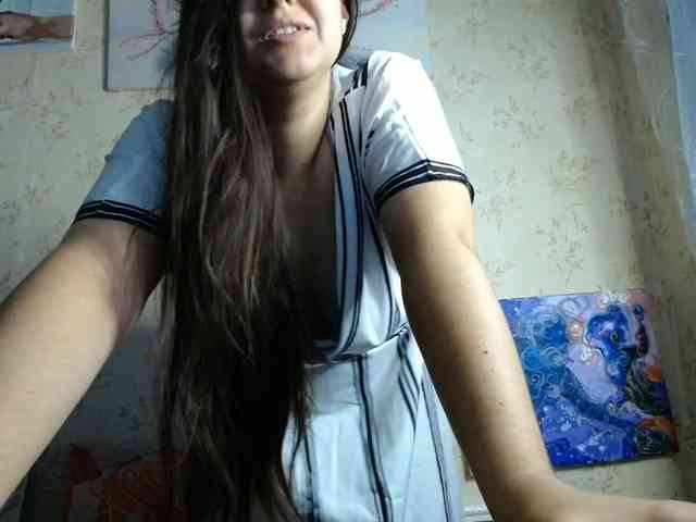Bombshellnika webcam