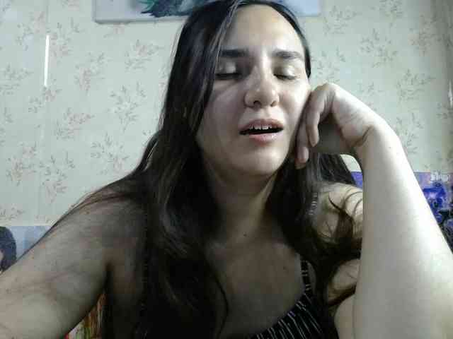 Modelo: Bombshellnika