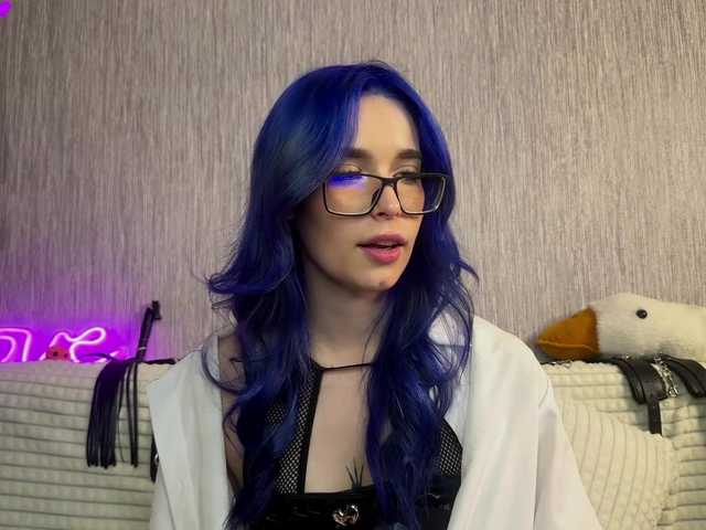 Your-Night-Fury's BongaCams show and profile