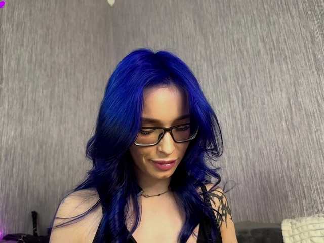 Your-Night-Fury's BongaCams show and profile