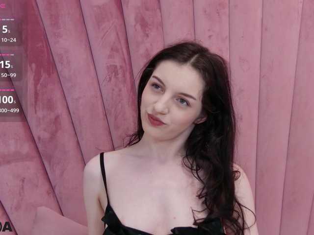 KittyBlush's BongaCams show and profile