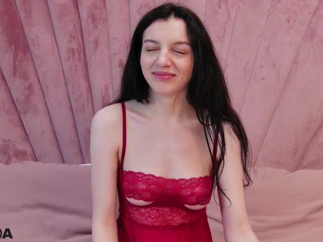 KittyBlush live cam