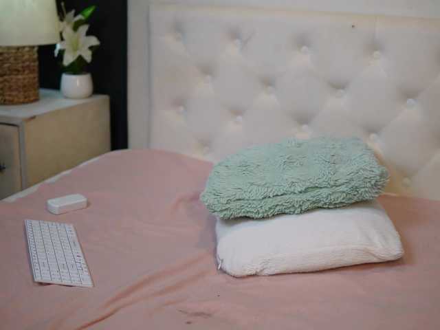 DaliaParis live cam