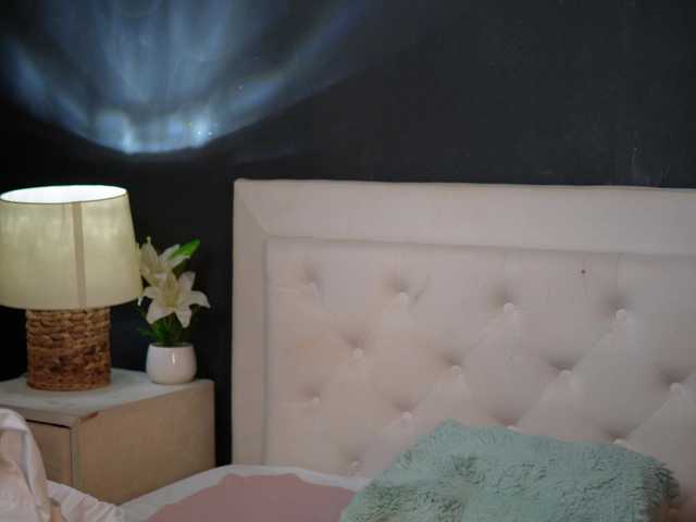 DaliaParis live cam