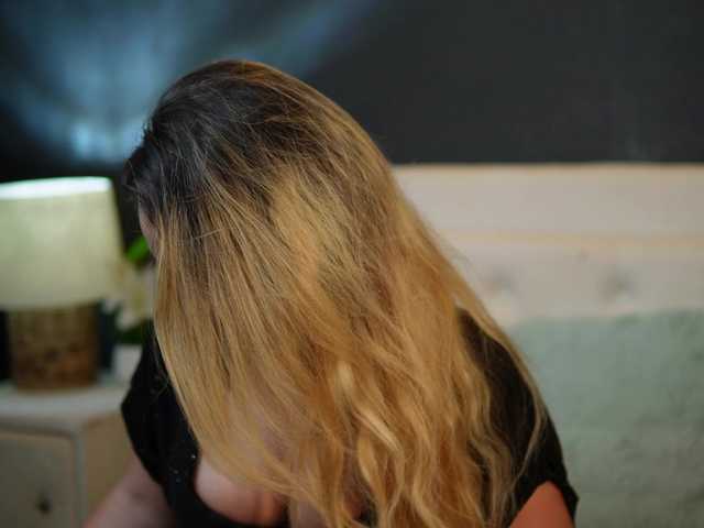 DaliaParis live cam on BongaCams