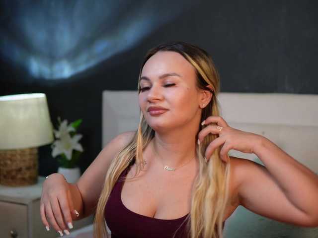 DaliaParis live cam on BongaCams