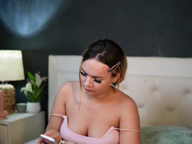 DaliaParis live webcam show