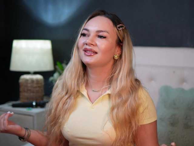 DaliaParis live webcam show