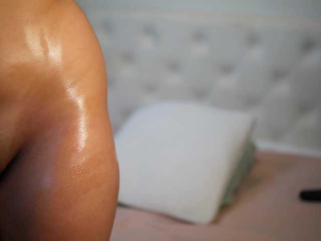 DaliaParis live cam on BongaCams