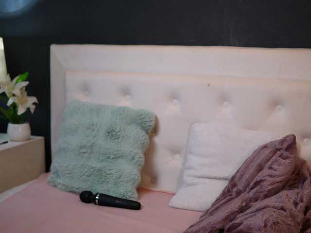 DaliaParis live cam on BongaCams