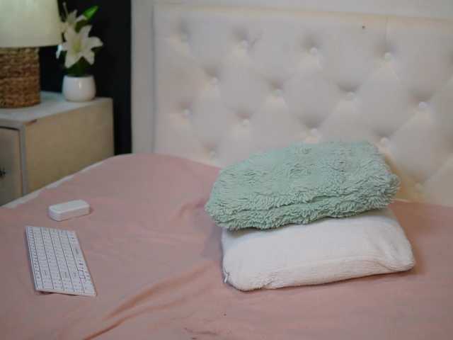 DaliaParis live cam