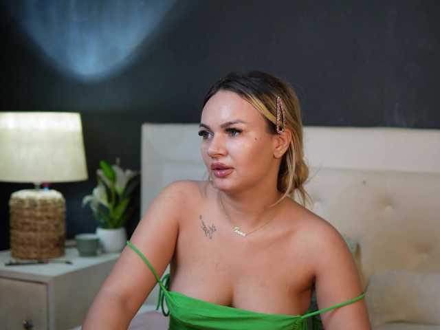 DaliaParis live webcam show