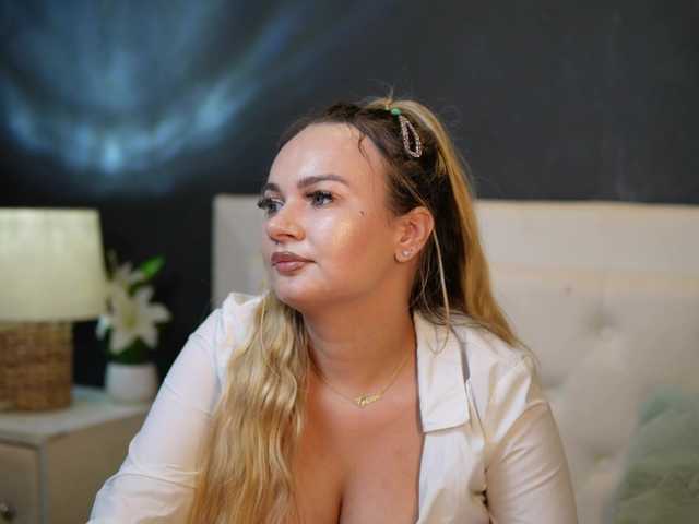 DaliaParis live cam