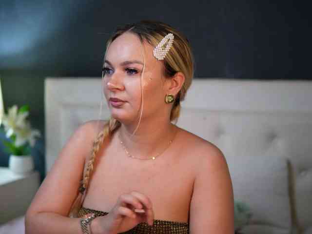 DaliaParis Live Webcam on BongaCams