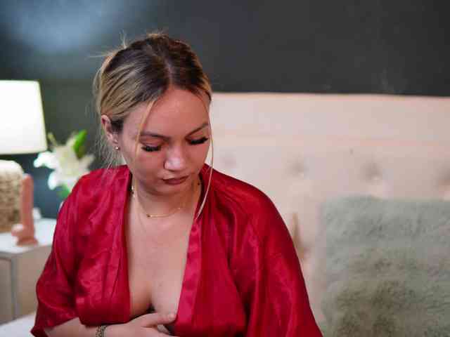 DaliaParis webcam