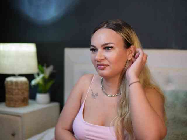DaliaParis webcam