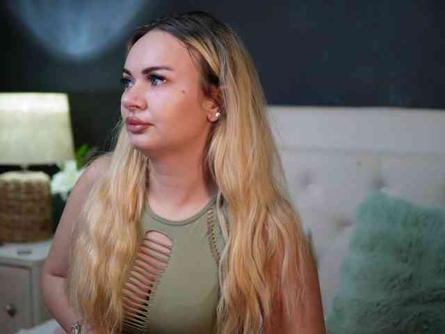 DaliaParis webcam