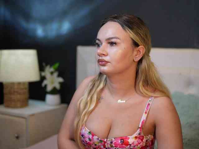 DaliaParis webcam