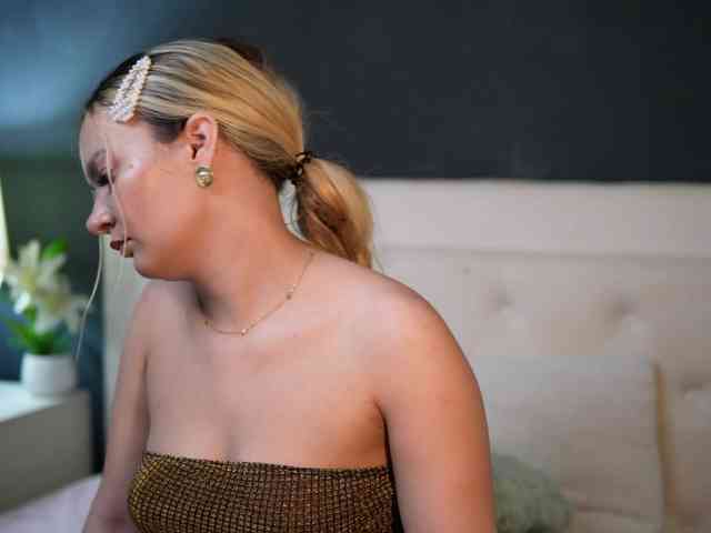 DaliaParis Live Webcam on BongaCams