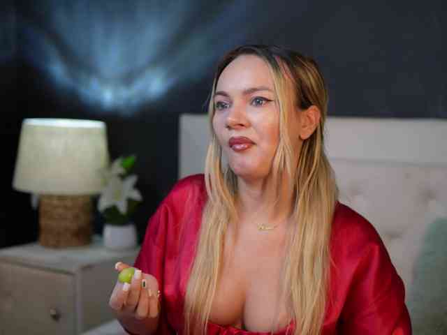 DaliaParis webcam
