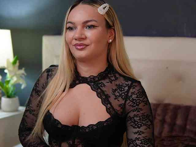 DaliaParis webcam