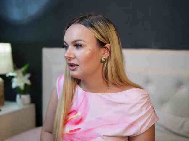 DaliaParis webcam