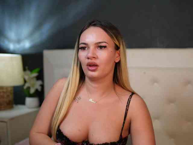 daliaparis's live room