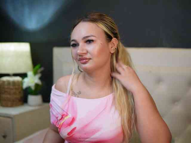 DaliaParis webcam