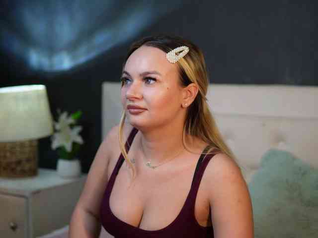 DaliaParis webcam